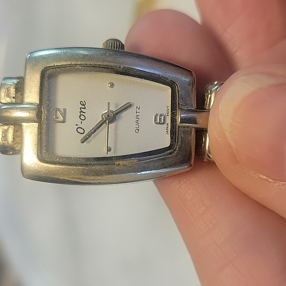 Estate Lot Of Watches - Picture 5 of 6